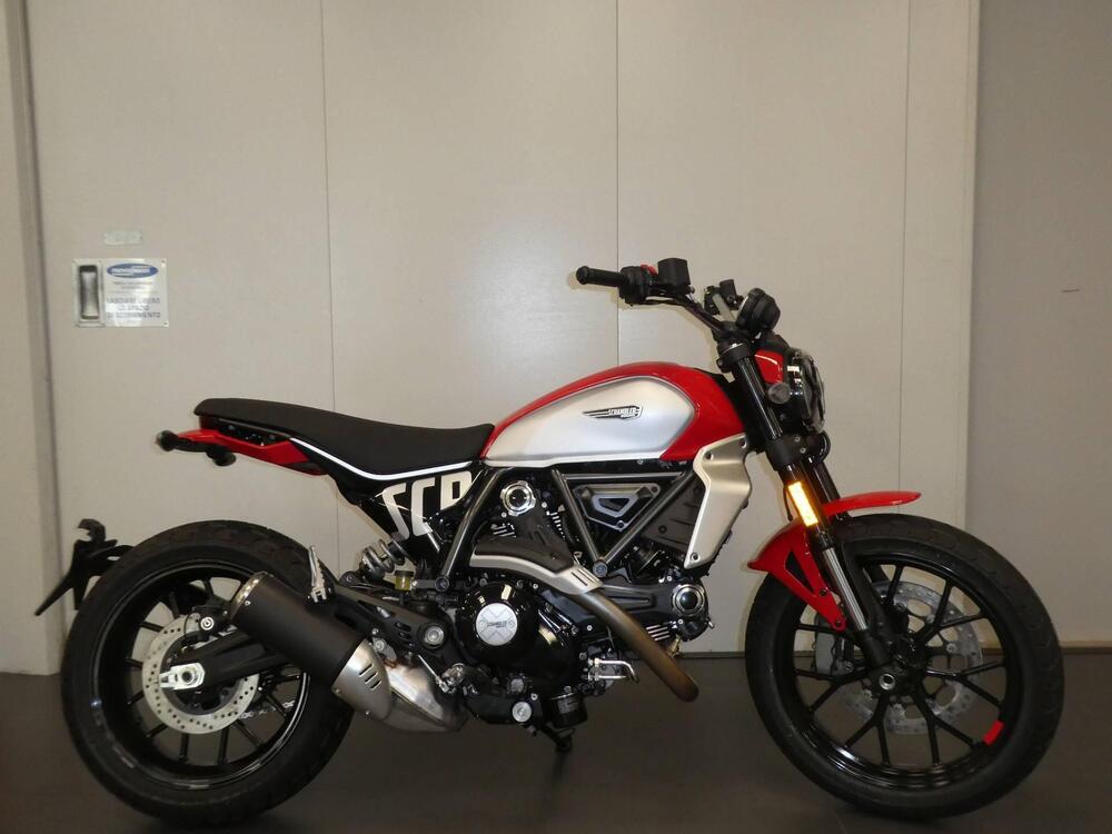 Ducati Scrambler 800 Icon (2025 - 26)