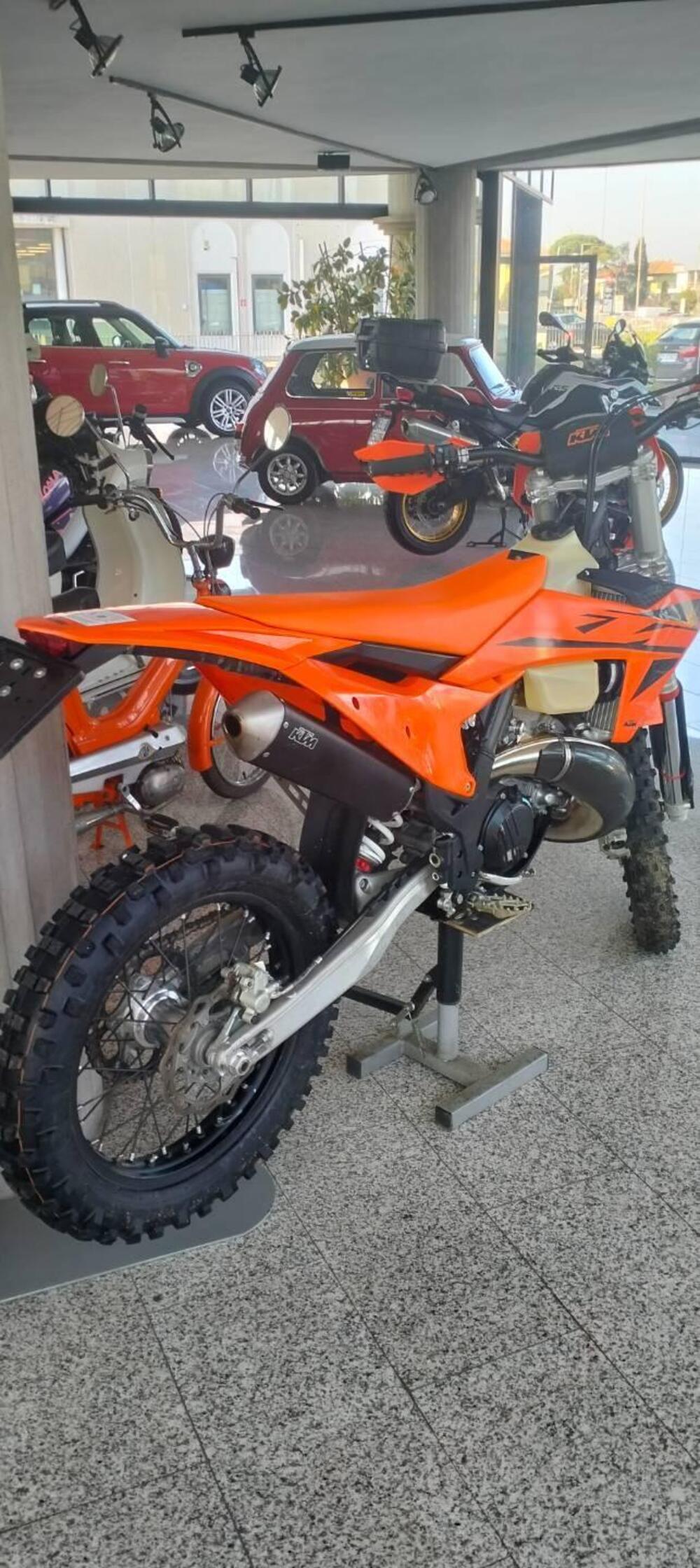 KTM 300 EXC (2025) (3)