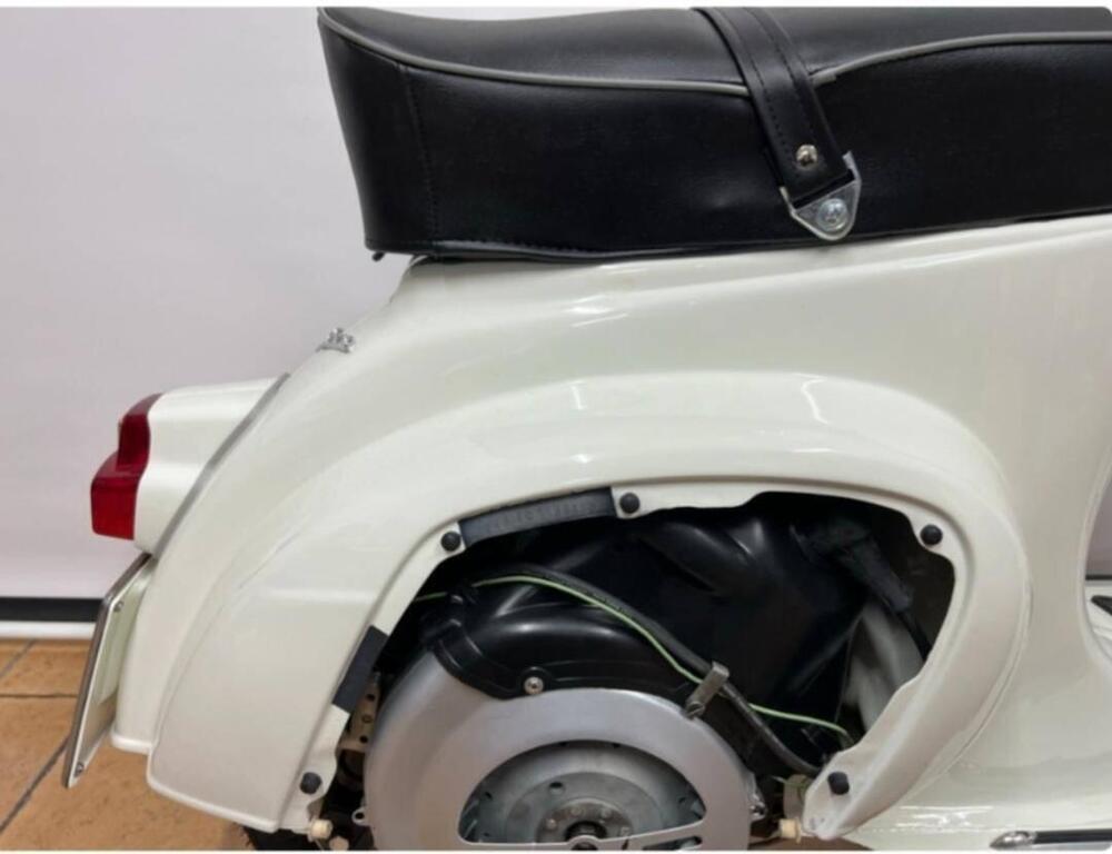 Piaggio 125 PRIMAVERA (3)