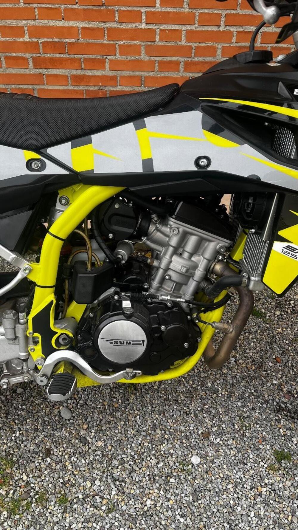 Swm RS 125 R (2021 - 23) (4)