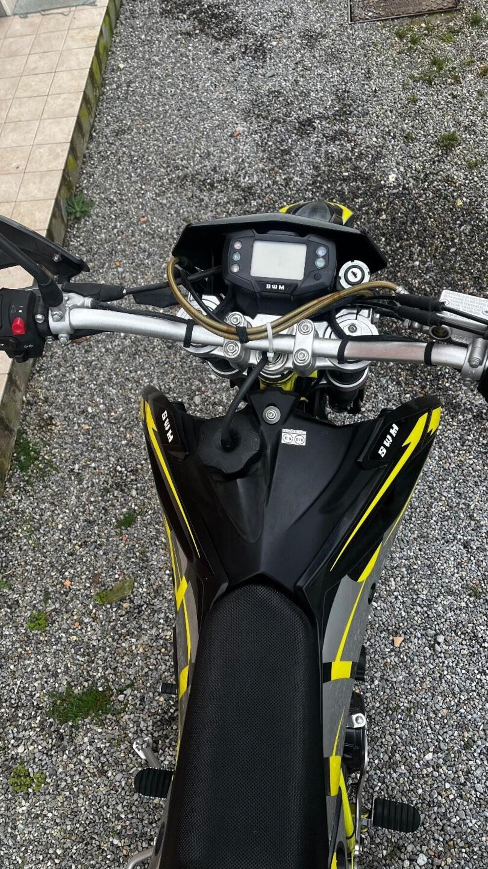 Swm RS 125 R (2021 - 23) (5)