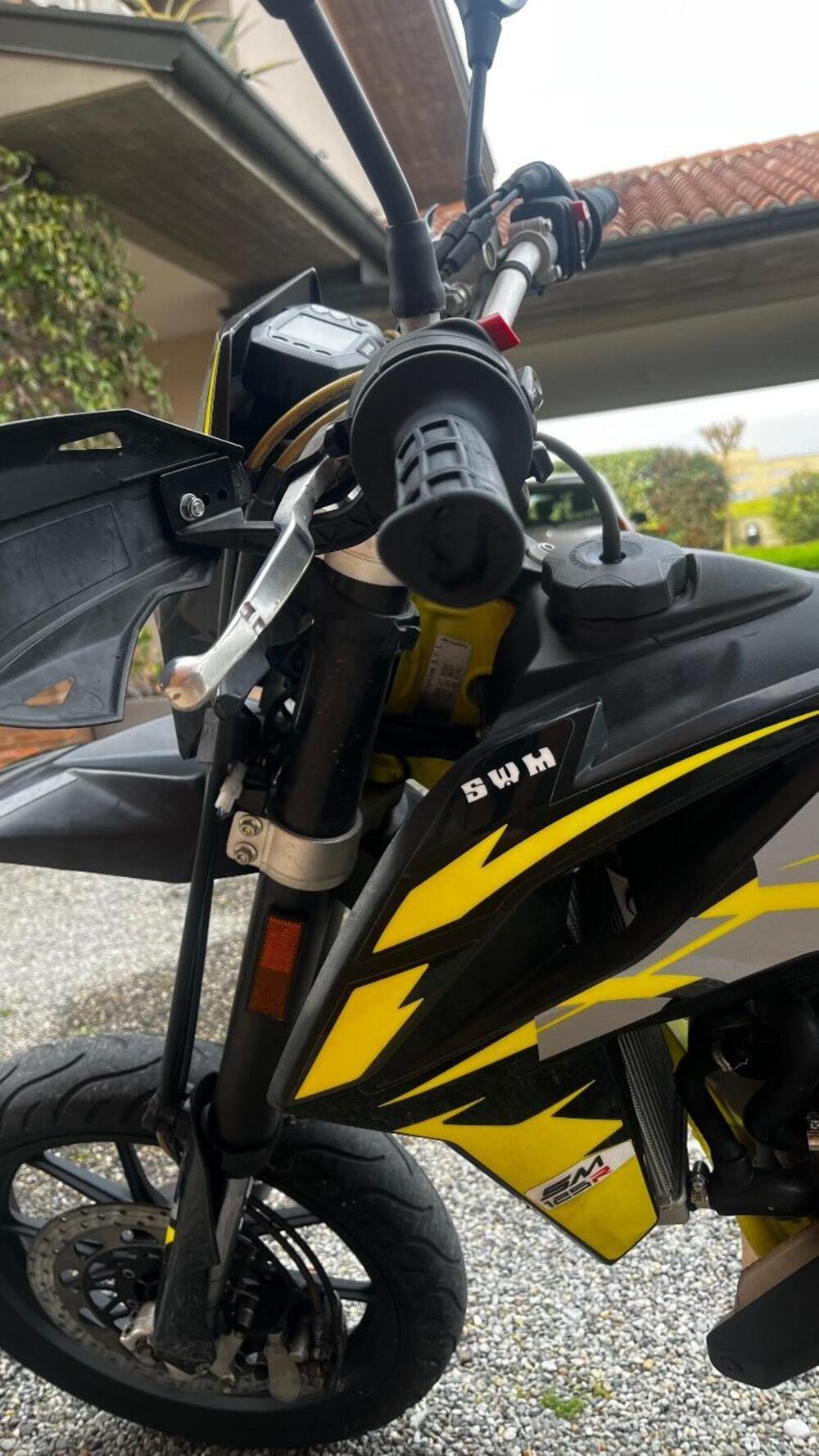 Swm RS 125 R (2021 - 23) (6)