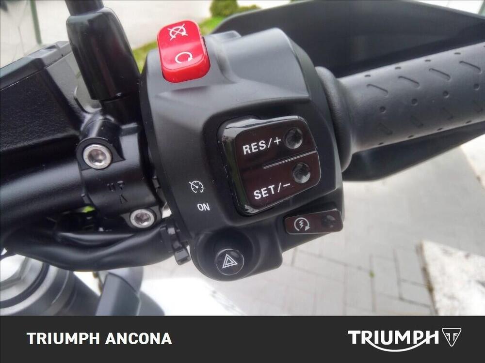 Triumph Tiger 800 XRx (2015 - 17) (3)