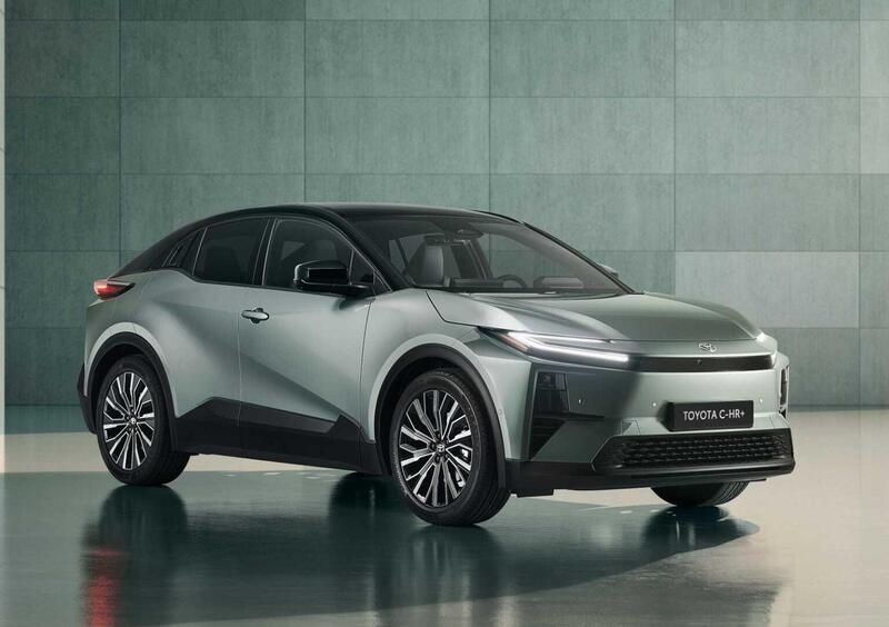 Toyota Toyota C-HR+ (3)