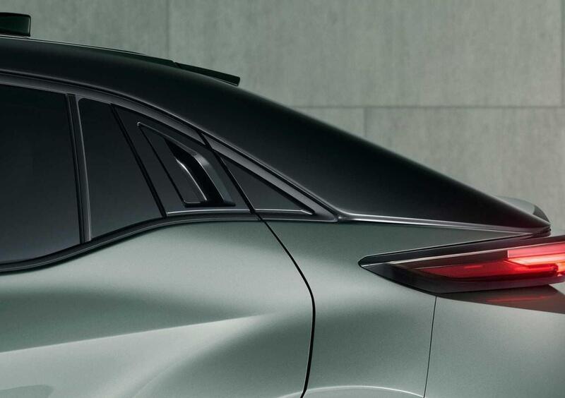 Toyota Toyota C-HR+ (16)