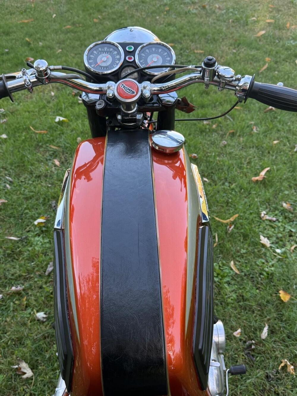 Triumph T150 Trident (13)