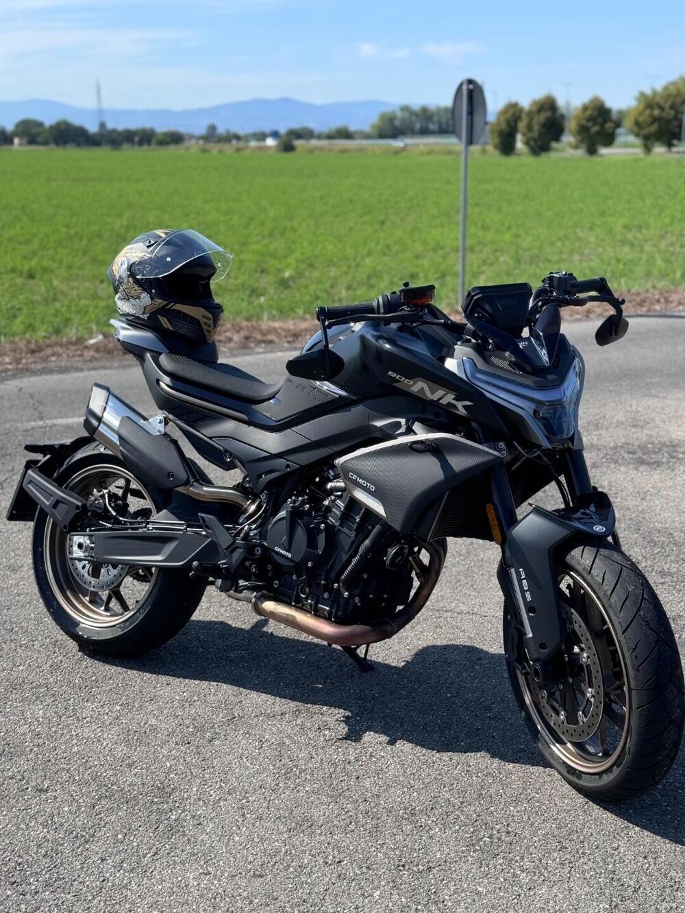 CFMOTO 800NK Sport (2023 - 26)