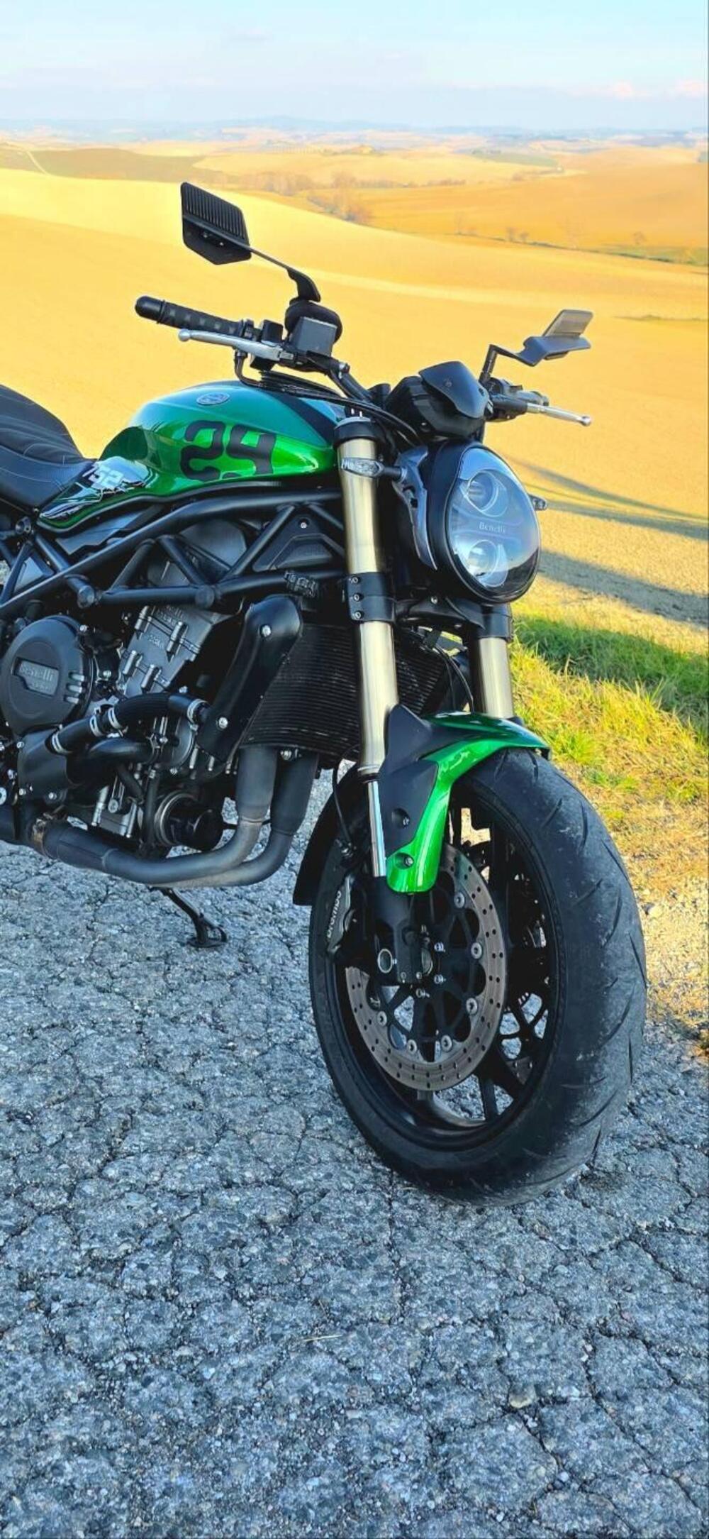 Benelli 752 S (2019 - 20) (3)