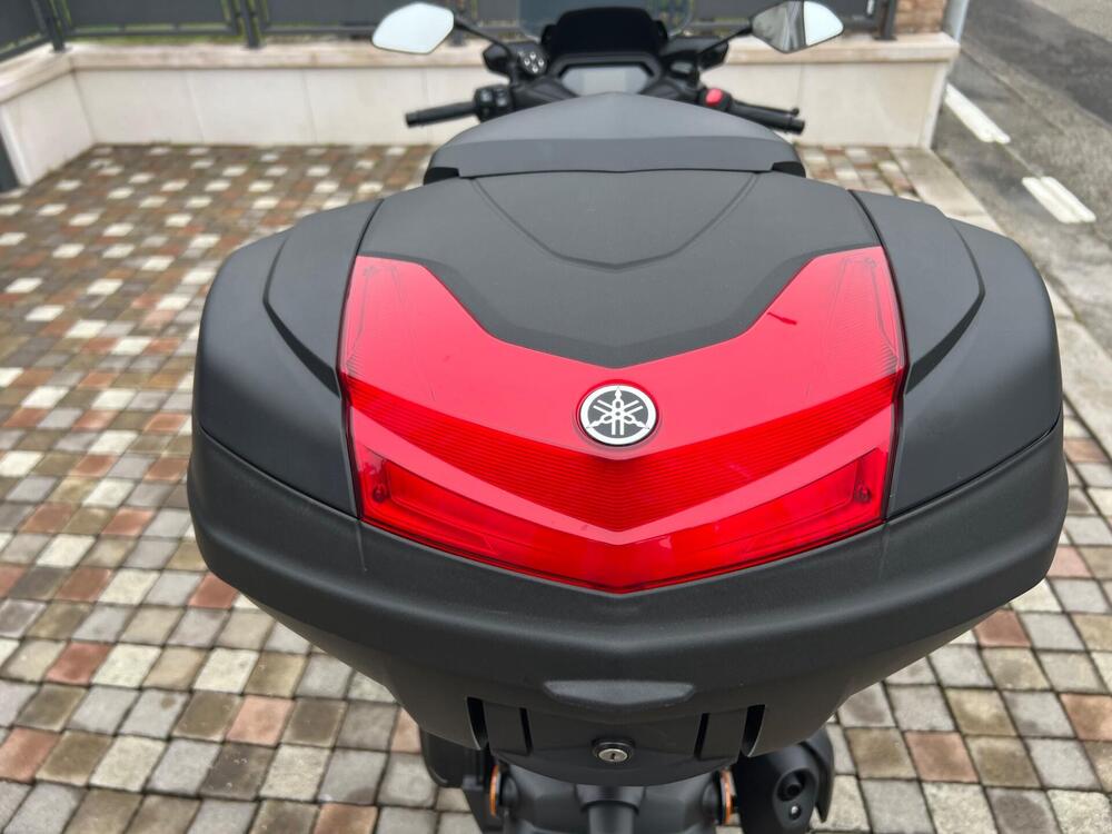 Yamaha X-Max 300 (2021 - 24) (7)