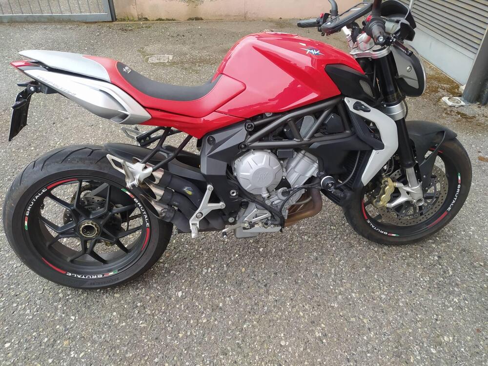 MV Agusta Brutale 675 (2011 - 15) (3)