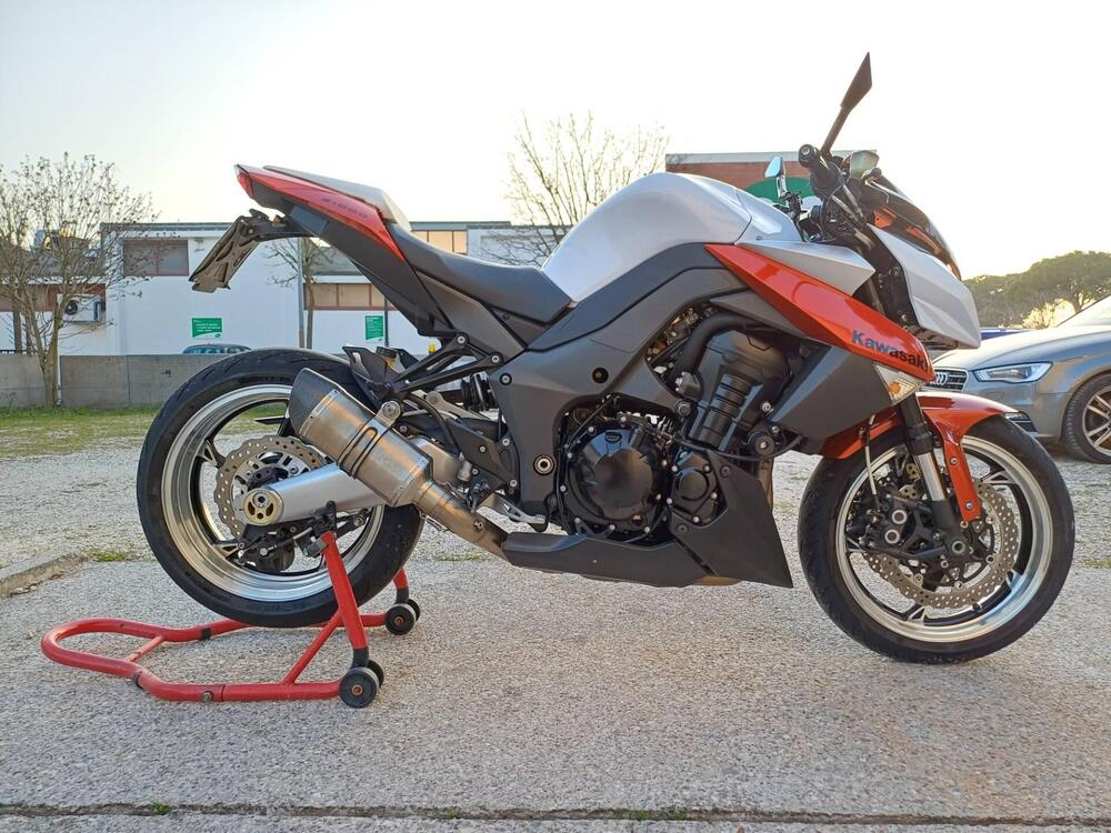Kawasaki Z 1000 (2010 - 13) (2)