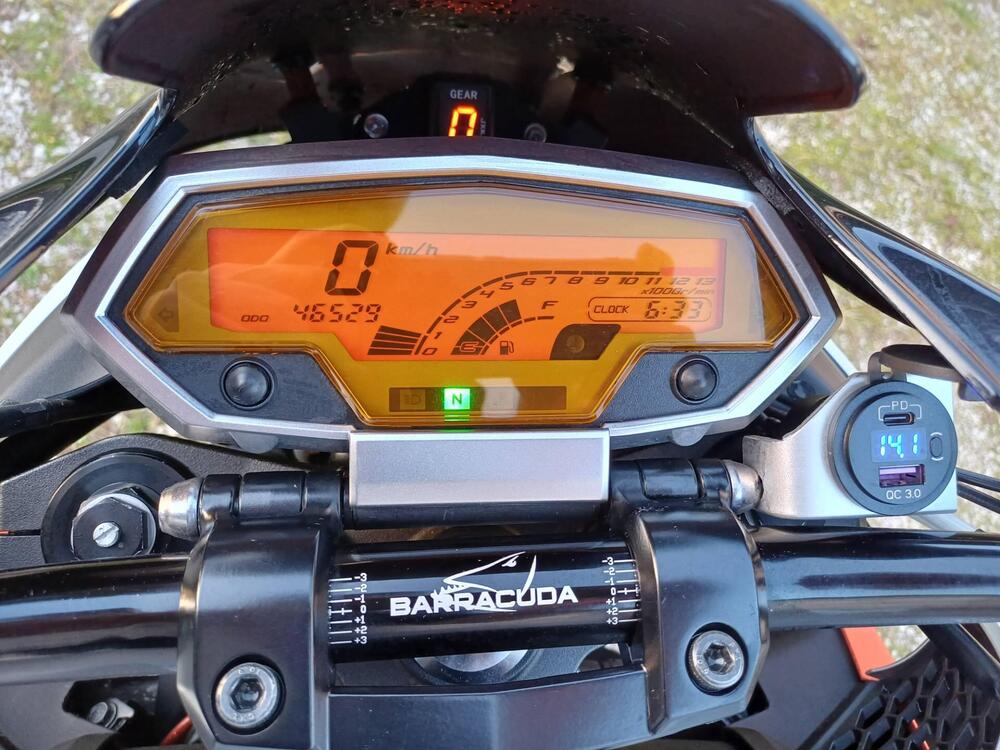 Kawasaki Z 1000 (2010 - 13) (4)