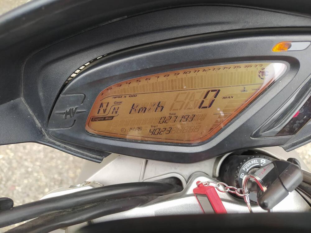 MV Agusta Brutale 675 (2011 - 15) (10)