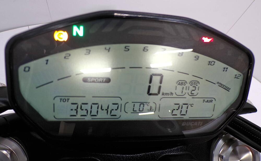 Ducati Monster 821 ABS (2014 - 17) (12)