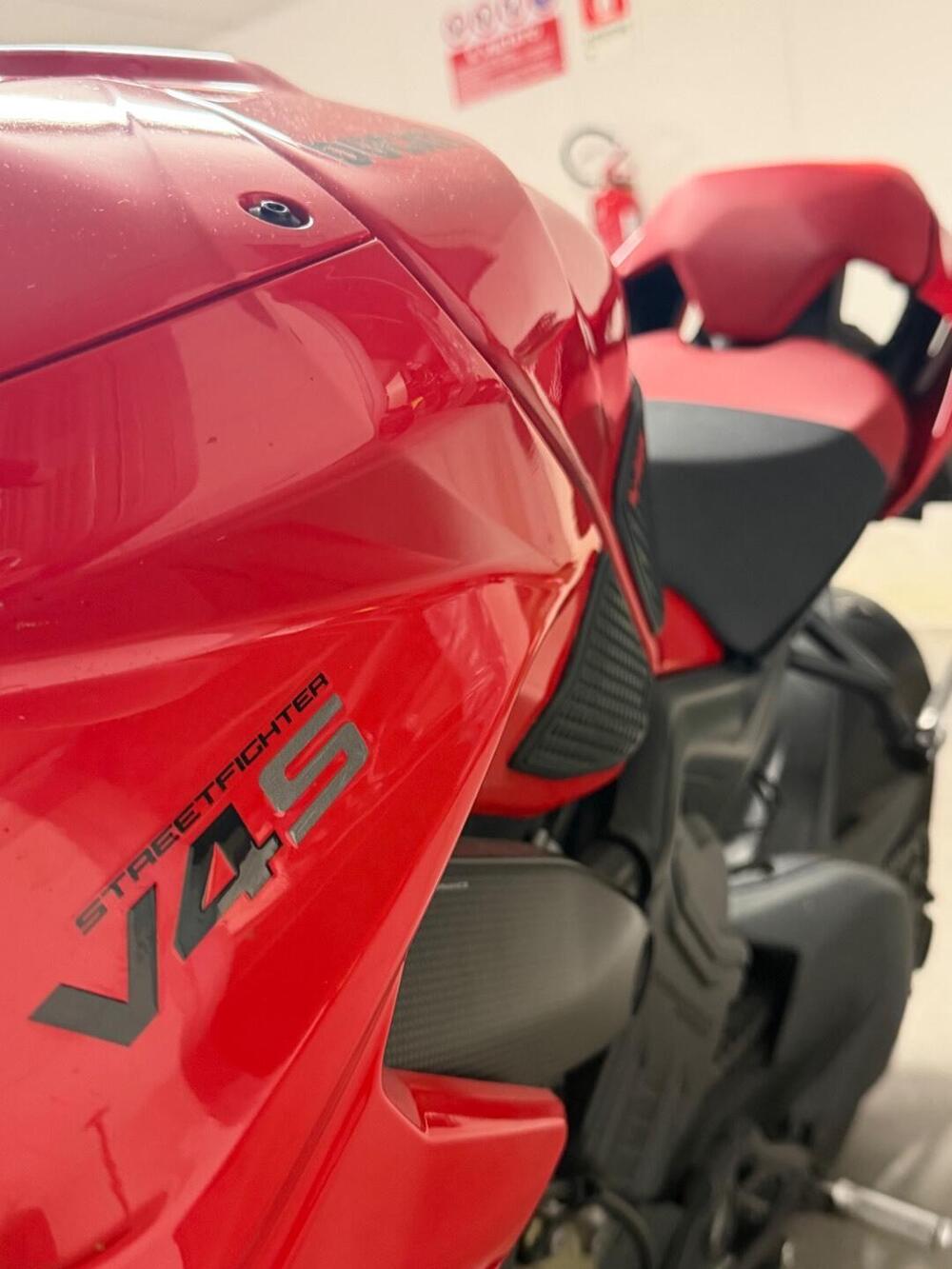 Ducati Streetfighter V4 S (2023 - 24) (3)