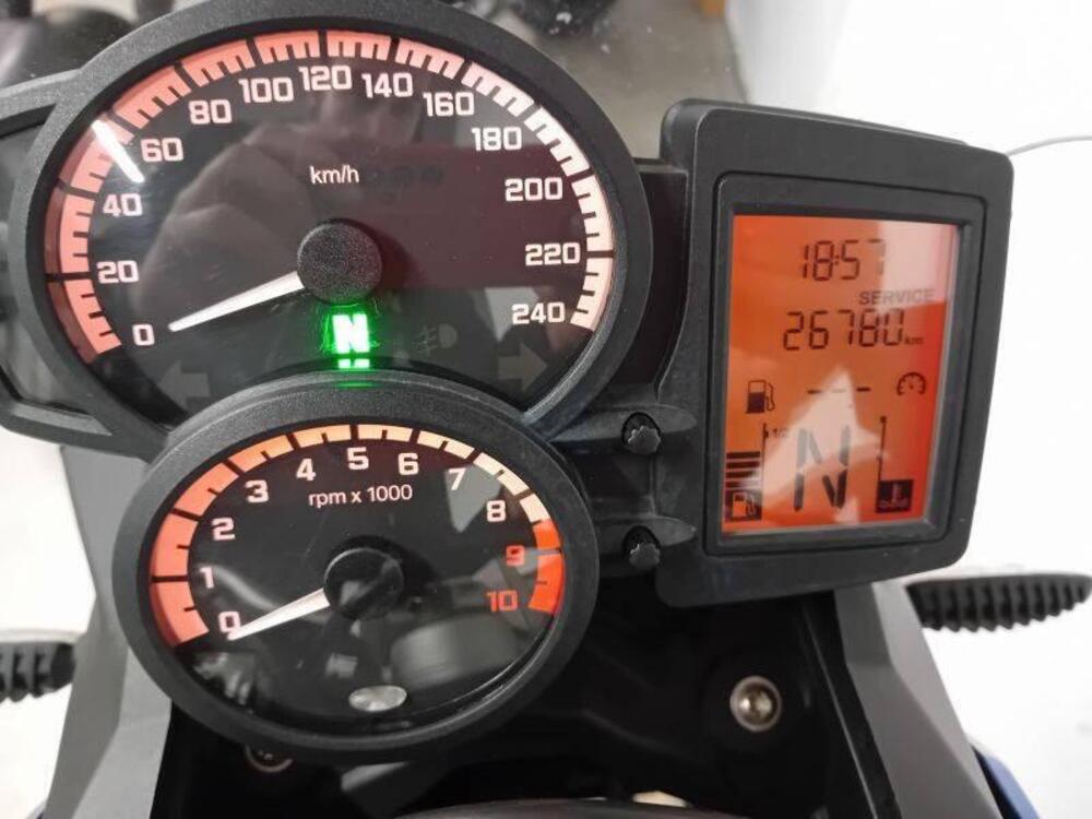 Bmw F 800 R (2015 - 16) (3)