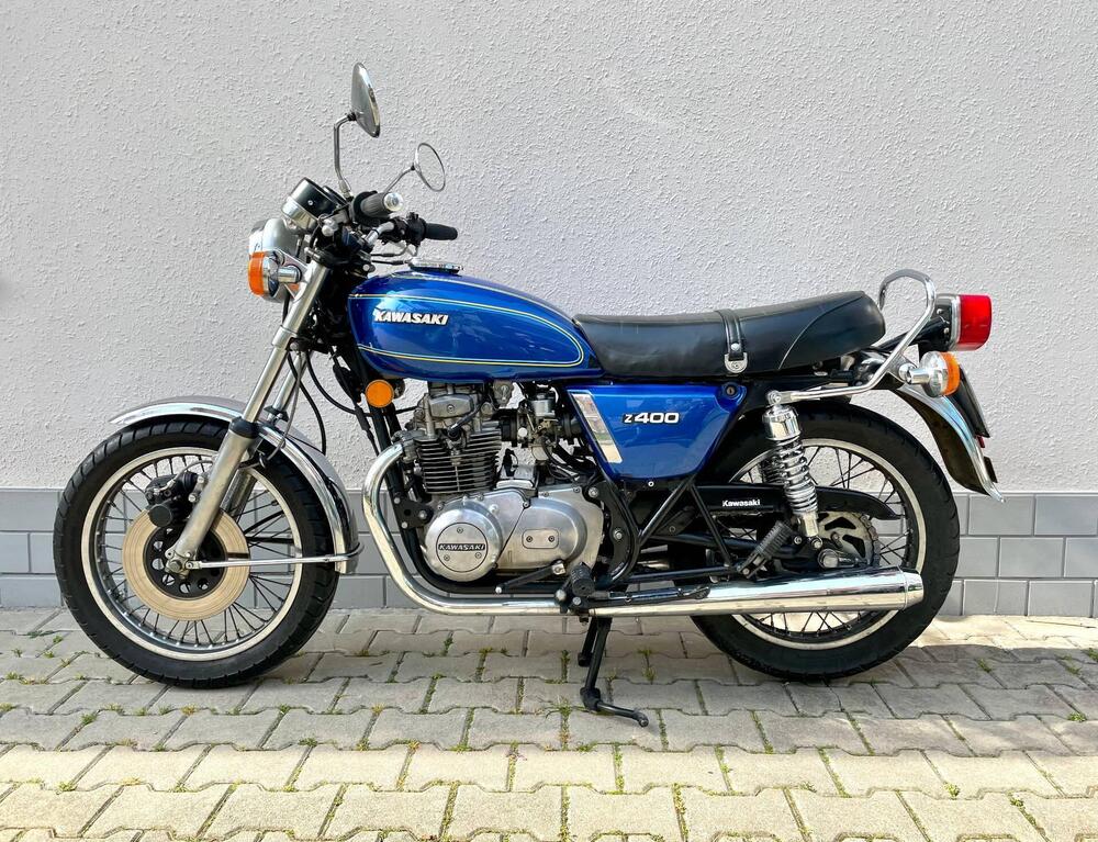 Kawasaki Z400 (2)