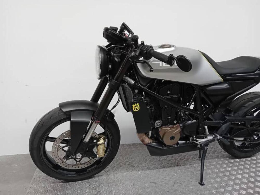 Husqvarna Vitpilen 701 (2018 - 19) (4)