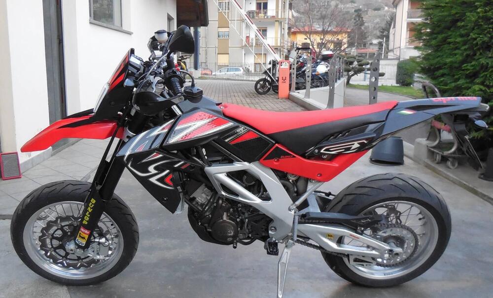 Aprilia SXV 550 (2006 - 07) (2)