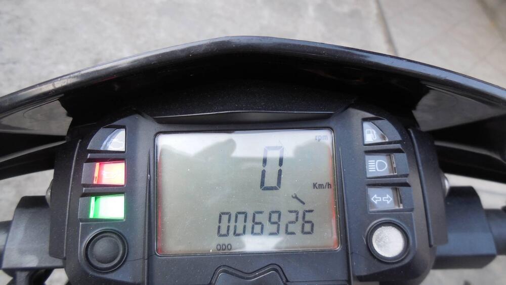 Aprilia SXV 550 (2006 - 07) (4)