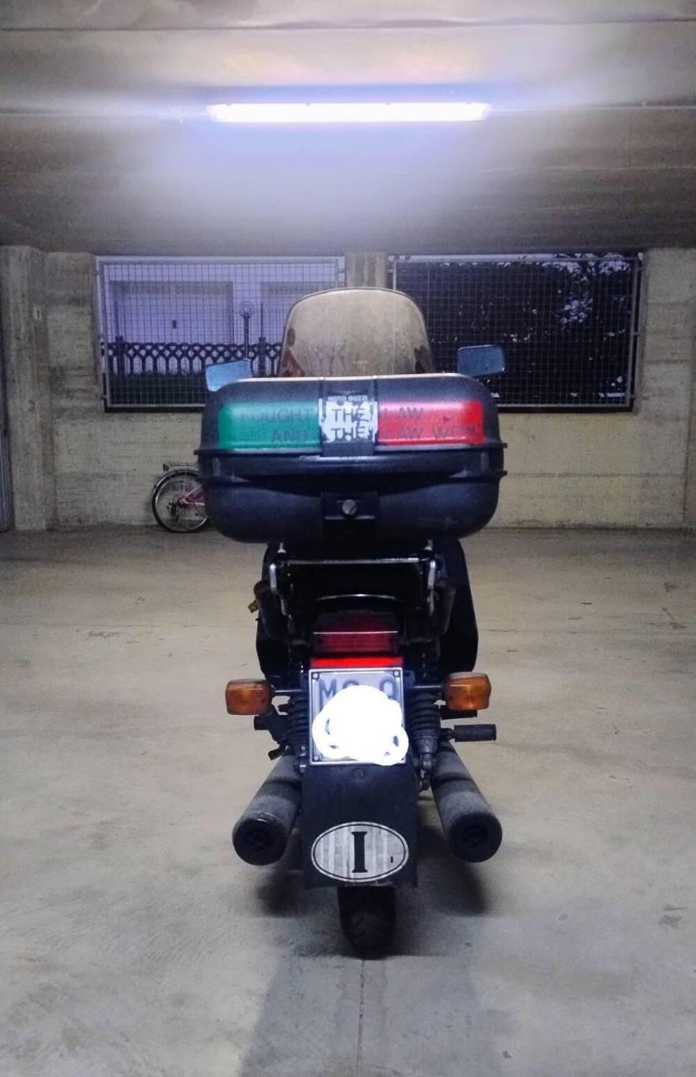 Moto Guzzi 850T4 (4)