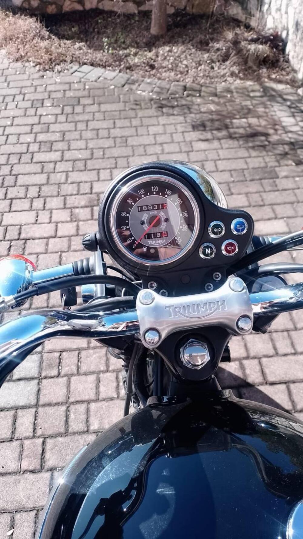 Triumph Bonneville (2007 - 16) (3)