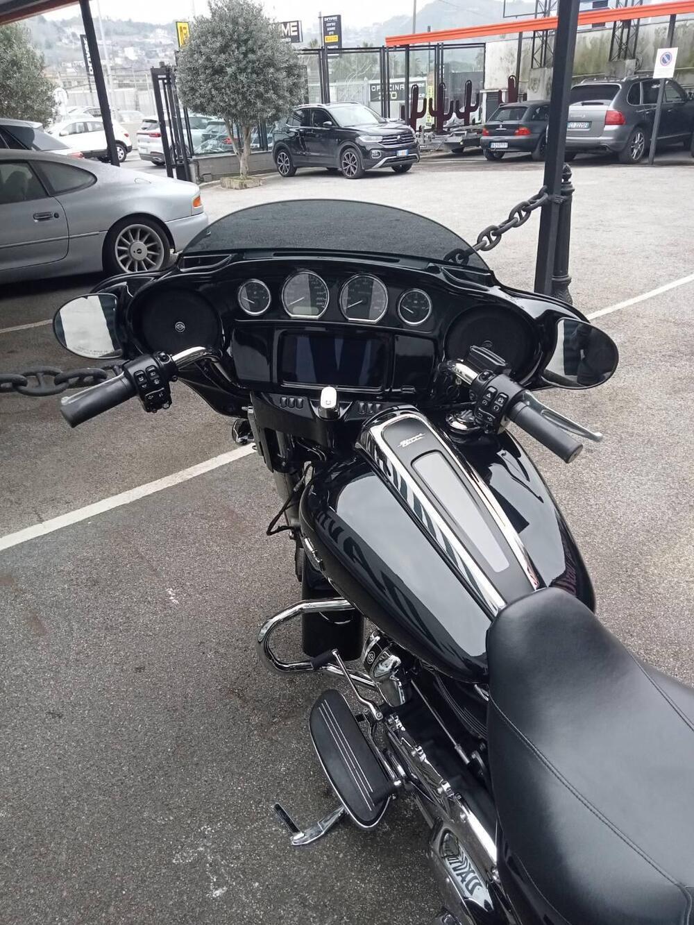 Harley-Davidson 114 Street Glide Special (2019 - 20) - FLHXS (3)