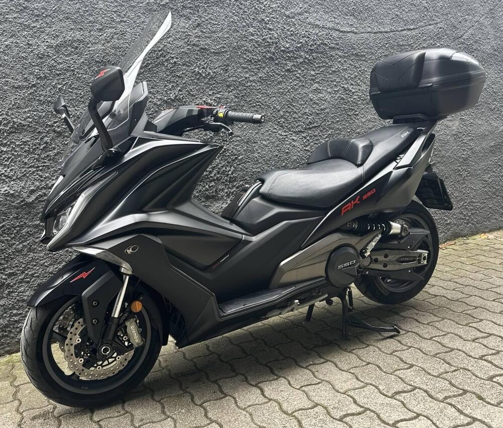Kymco AK 550 ETS (2021 - 26) (2)