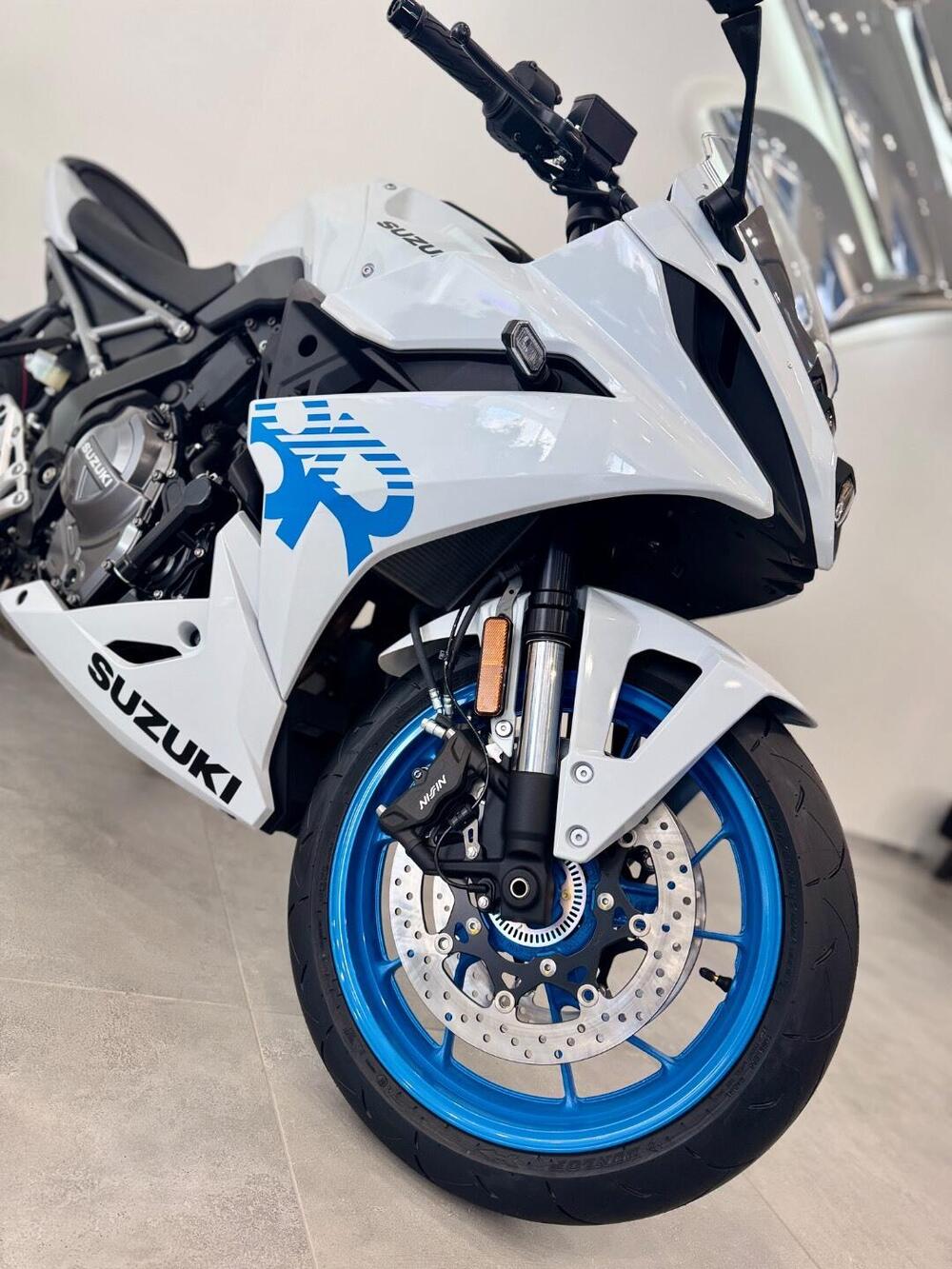 Suzuki GSX-8R (2024 - 26) (3)