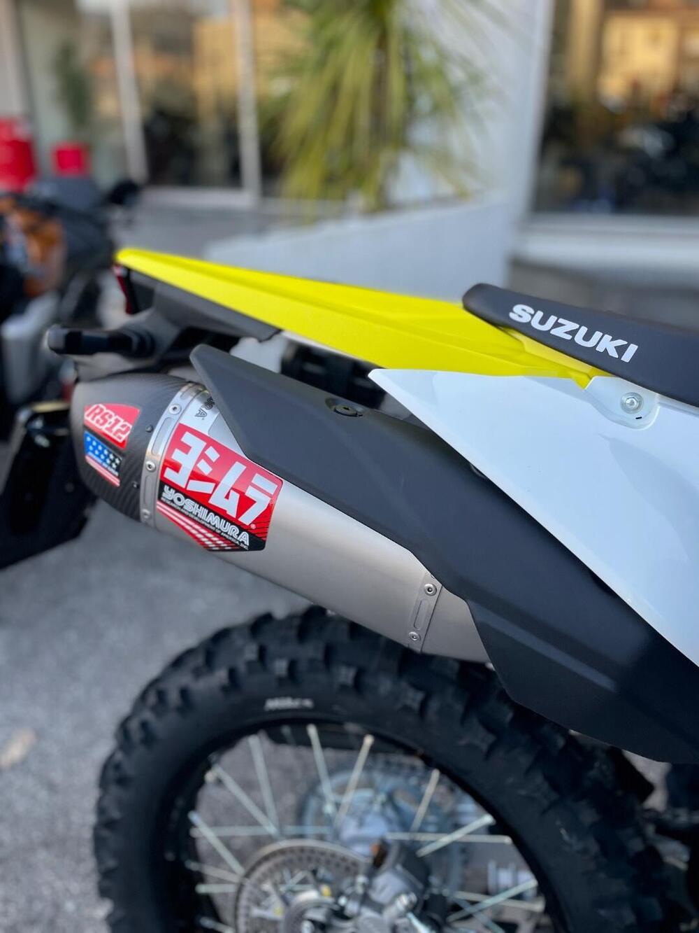 Suzuki DR-Z4S (2025 - 26) (16)