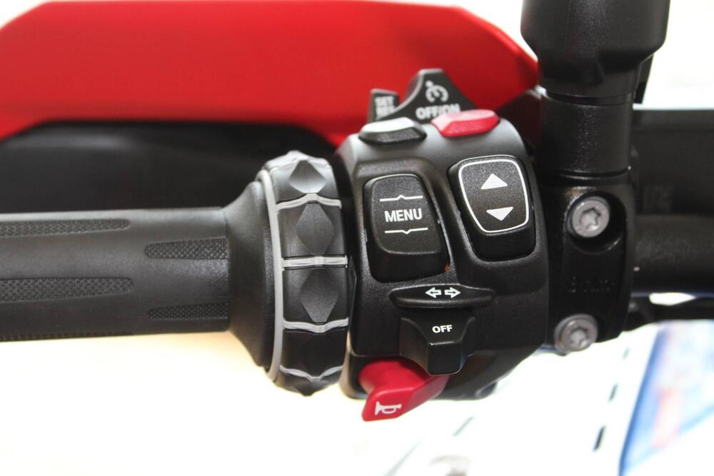 Bmw R 1300 GS Adventure Trophy (2025 - 26) (5)