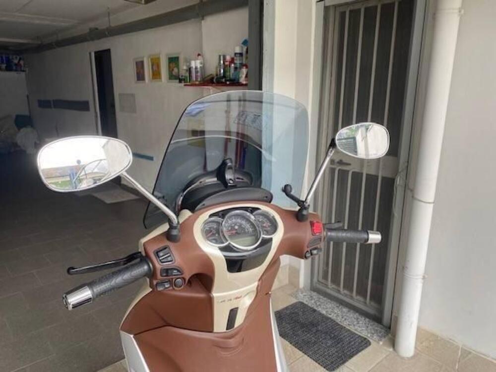 Piaggio Beverly 300 i.e. (2010 - 16) (5)