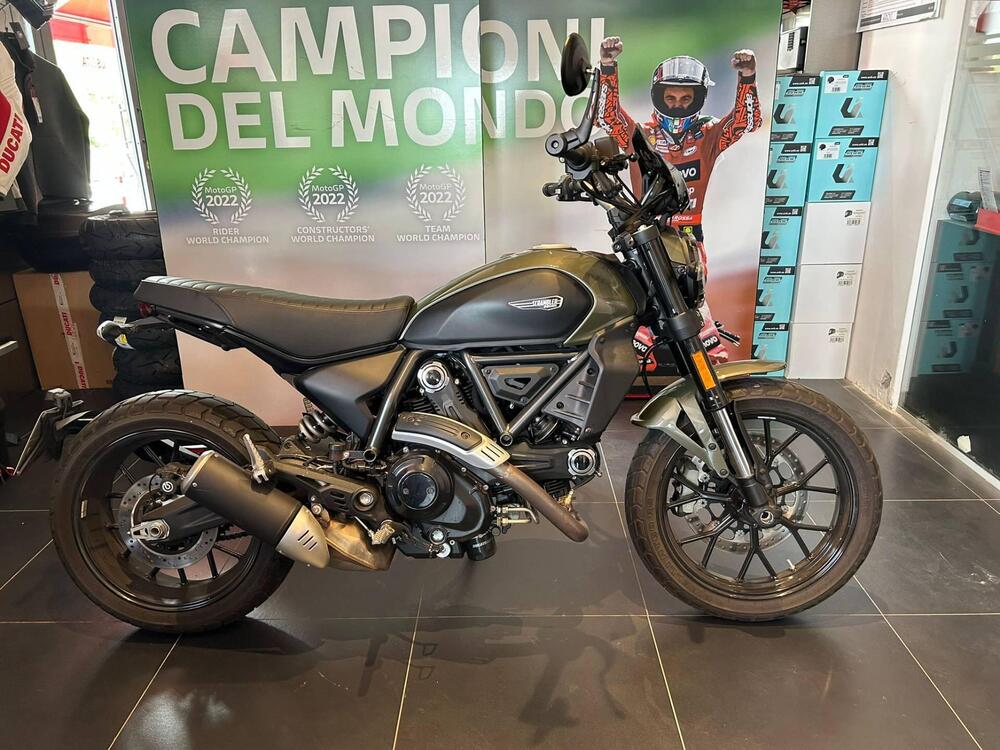 Ducati Scrambler 800 Icon Dark (2025 - 26) (5)