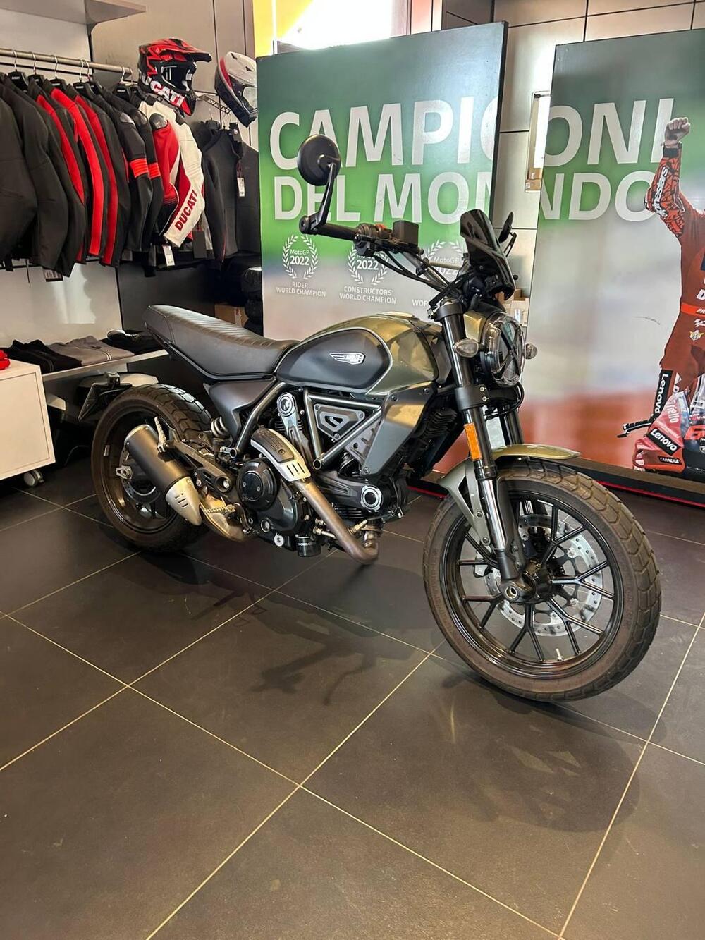 Ducati Scrambler 800 Icon Dark (2025 - 26) (9)