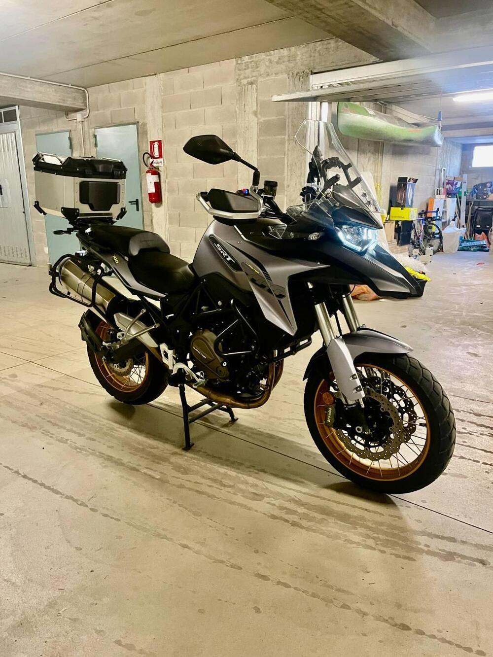 QJ Motor SRT 700 X (2024 - 25) (4)