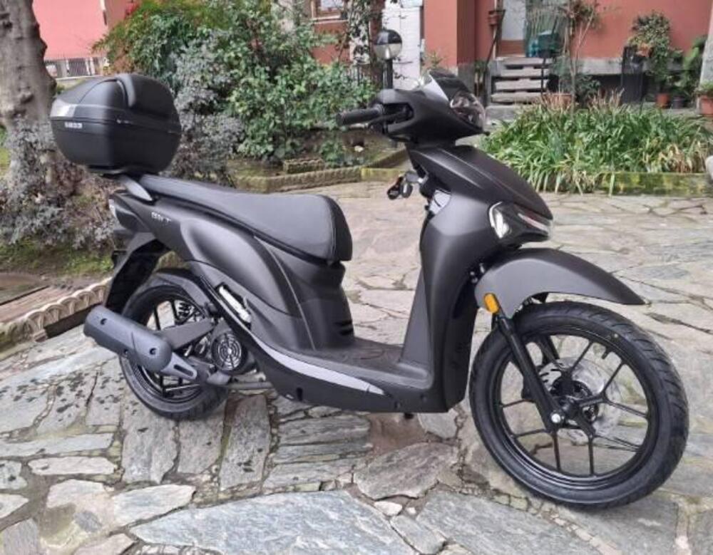 Sym BWT 125 (2026) (2)
