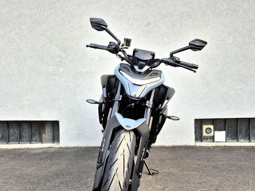 CFMOTO 675NK (2025 - 26) (3)