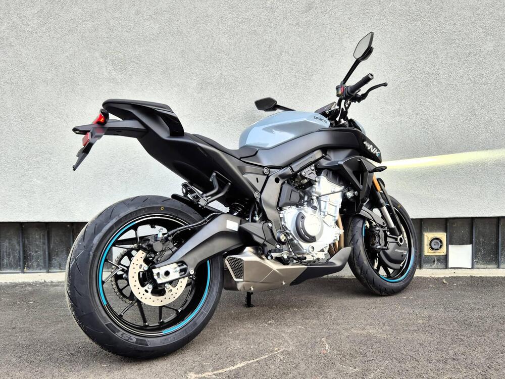 CFMOTO 675NK (2025 - 26) (8)