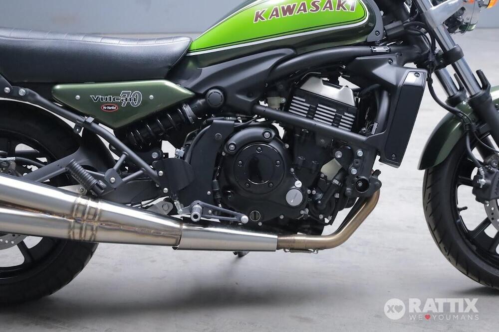 Kawasaki Vulcan 70 Mr Martini 650 ABS (2016) (8)