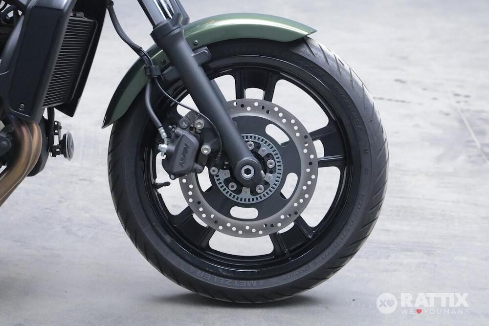 Kawasaki Vulcan 70 Mr Martini 650 ABS (2016) (9)