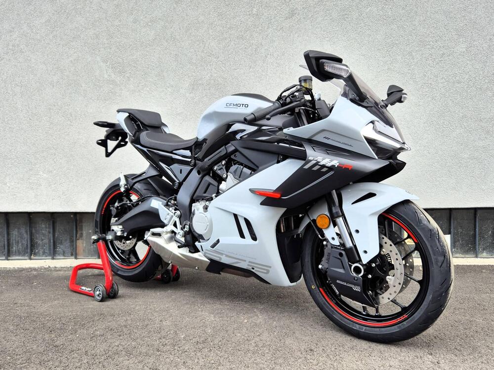 CFMOTO 675SR-R (2025 - 26) (2)