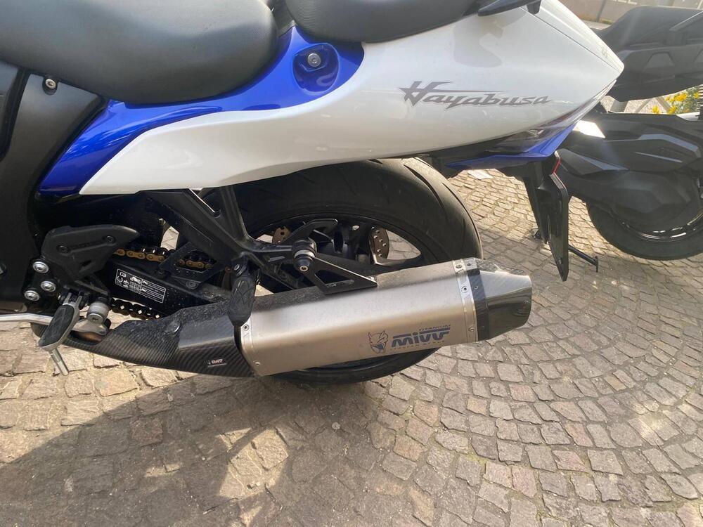 Suzuki GSX 1300 R Hayabusa (2021 - 24) (8)