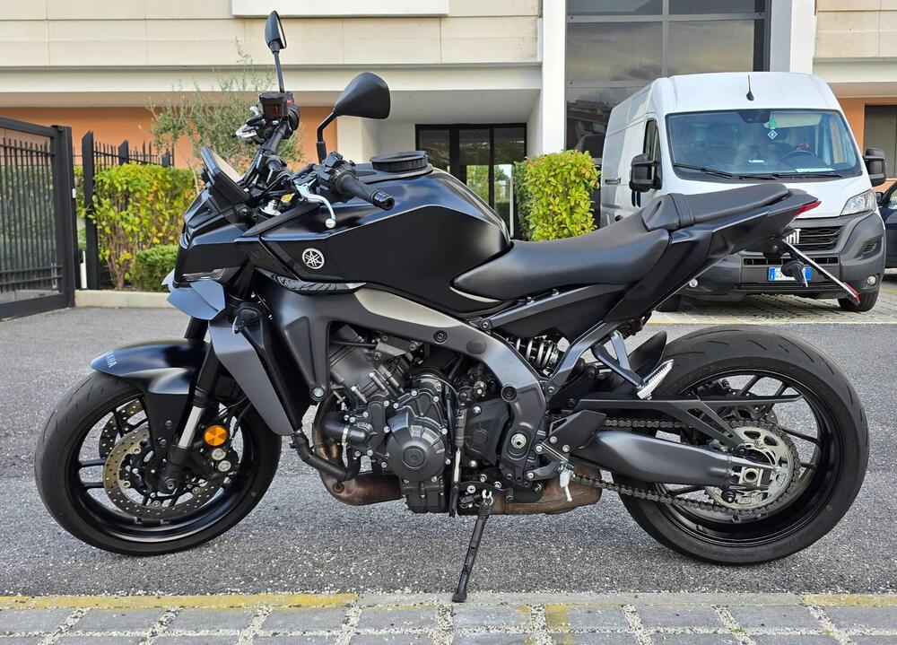 Yamaha MT-09 (2024 - 26) (4)