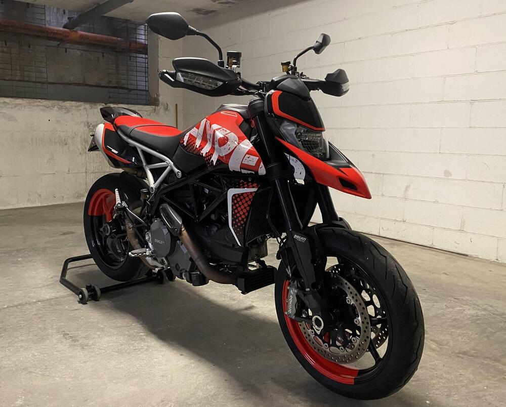 Ducati Hypermotard 950 RVE (2022 - 25) (2)