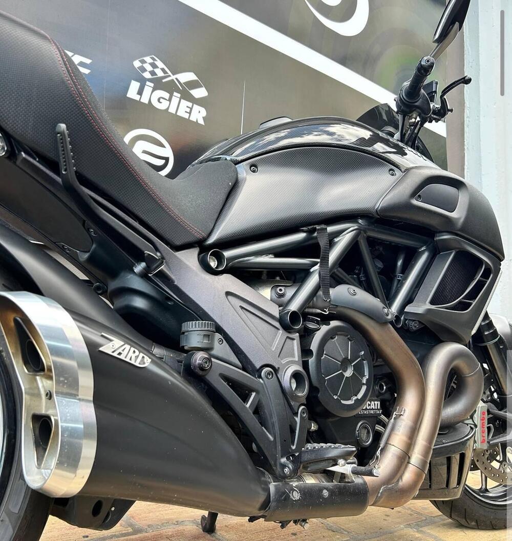 Ducati Diavel 1200 Carbon (2014 - 16) (4)