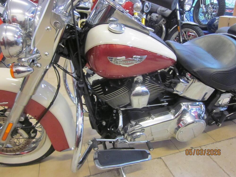 Harley-Davidson 1585 Softail Deluxe (2011) - FLSTN (3)