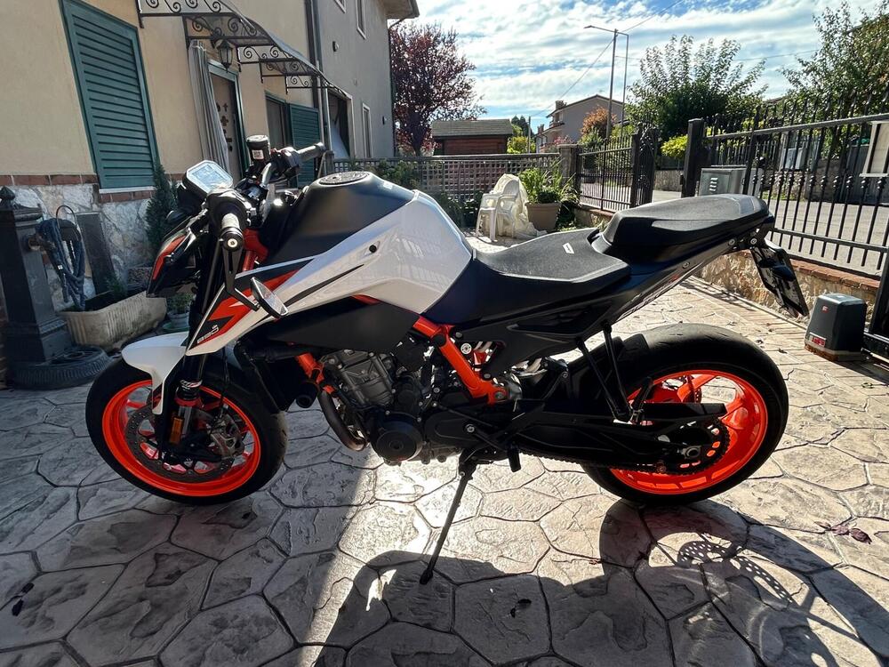 KTM 890 Duke R (2020)