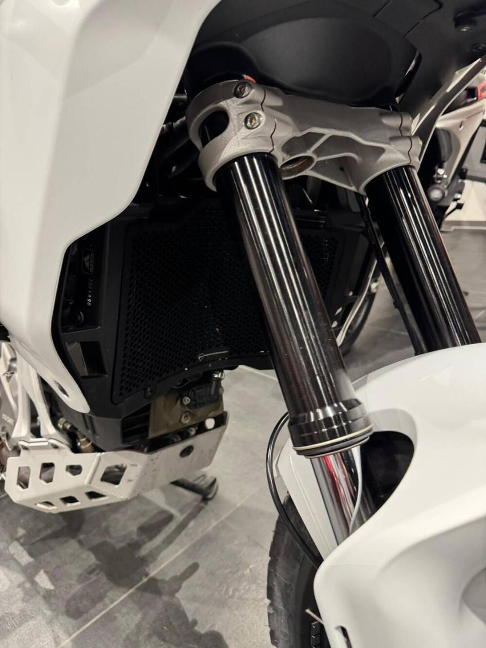 Ducati DesertX (2022 - 25) (5)