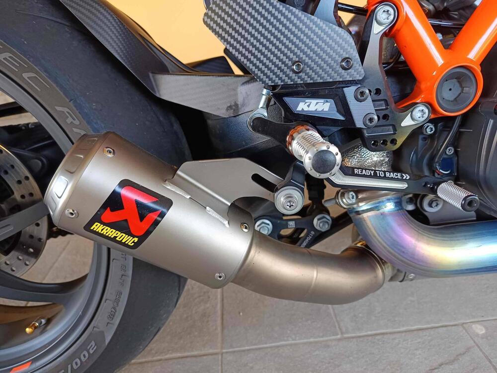 KTM 1290 Super Duke RR (2023) (10)