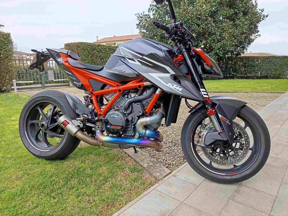 KTM 1290 Super Duke RR (2023)